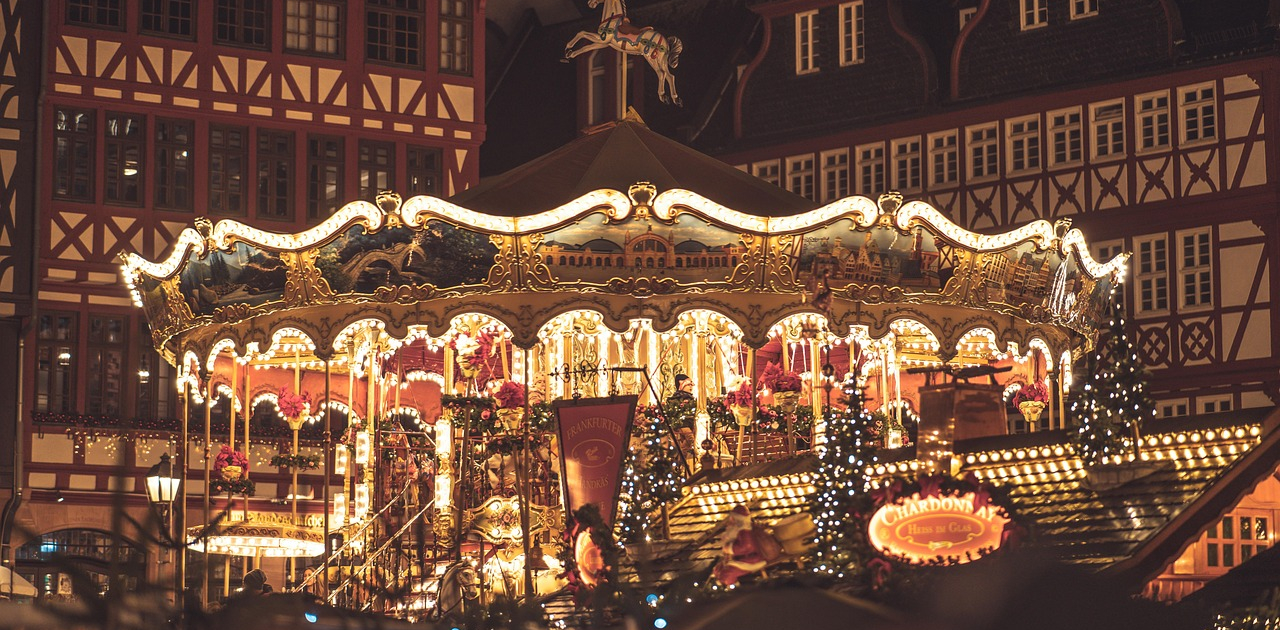 chriswanders christmas market 4705885 1280